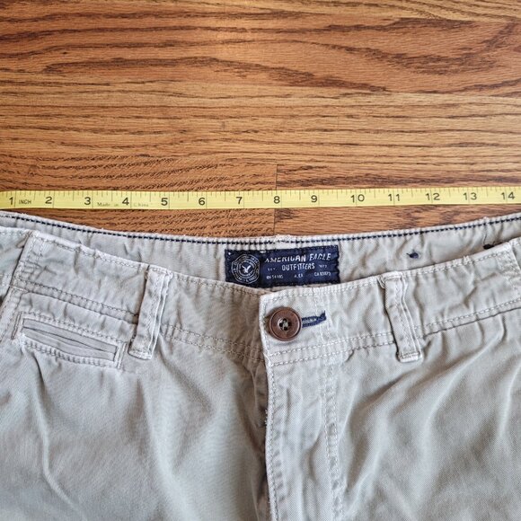 Lot of Two American Eagle Size 32 Shorts AE Some Discoloration Khaki Green - Picture 8 of 16